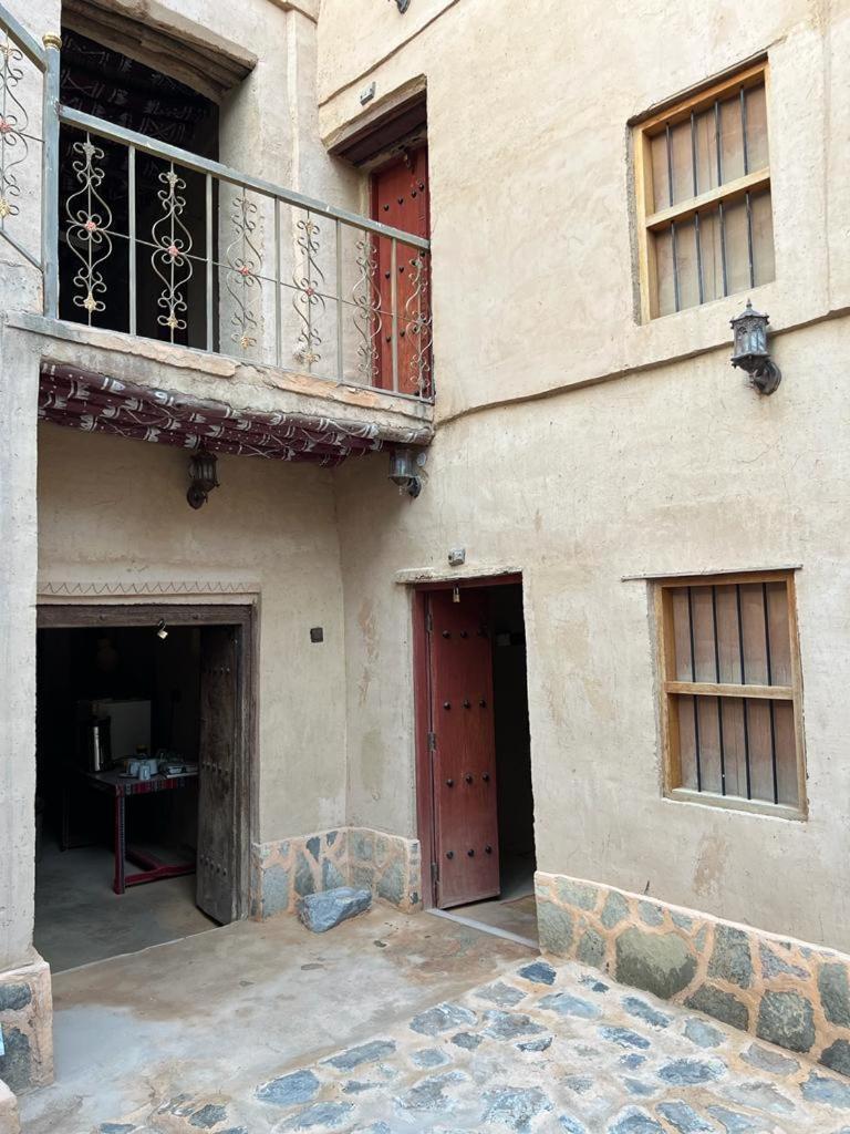Mall Aldakhil House Al Ḩamrāʼ المظهر الخارجي الصورة