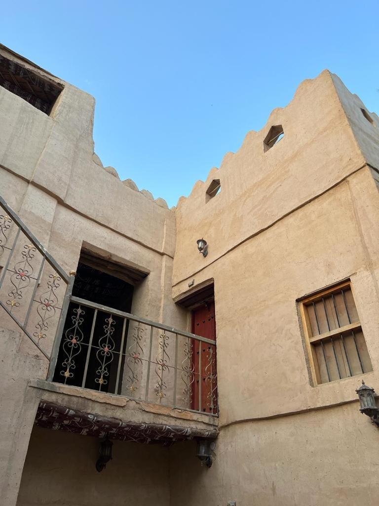 Mall Aldakhil House Al Ḩamrāʼ المظهر الخارجي الصورة