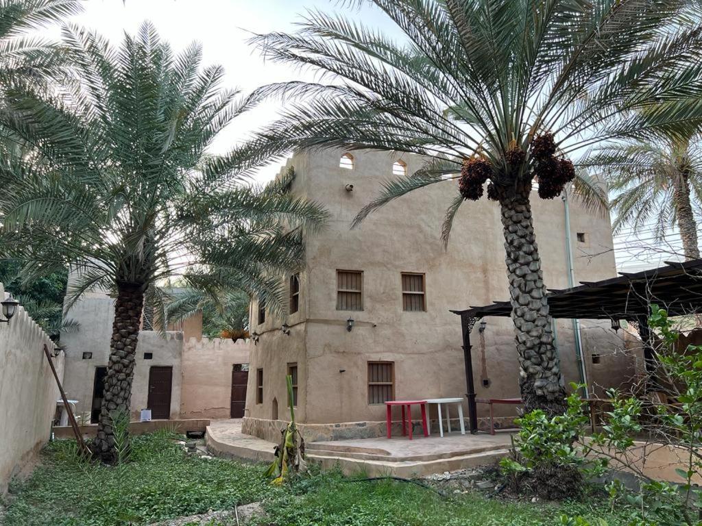 Mall Aldakhil House Al Ḩamrāʼ المظهر الخارجي الصورة