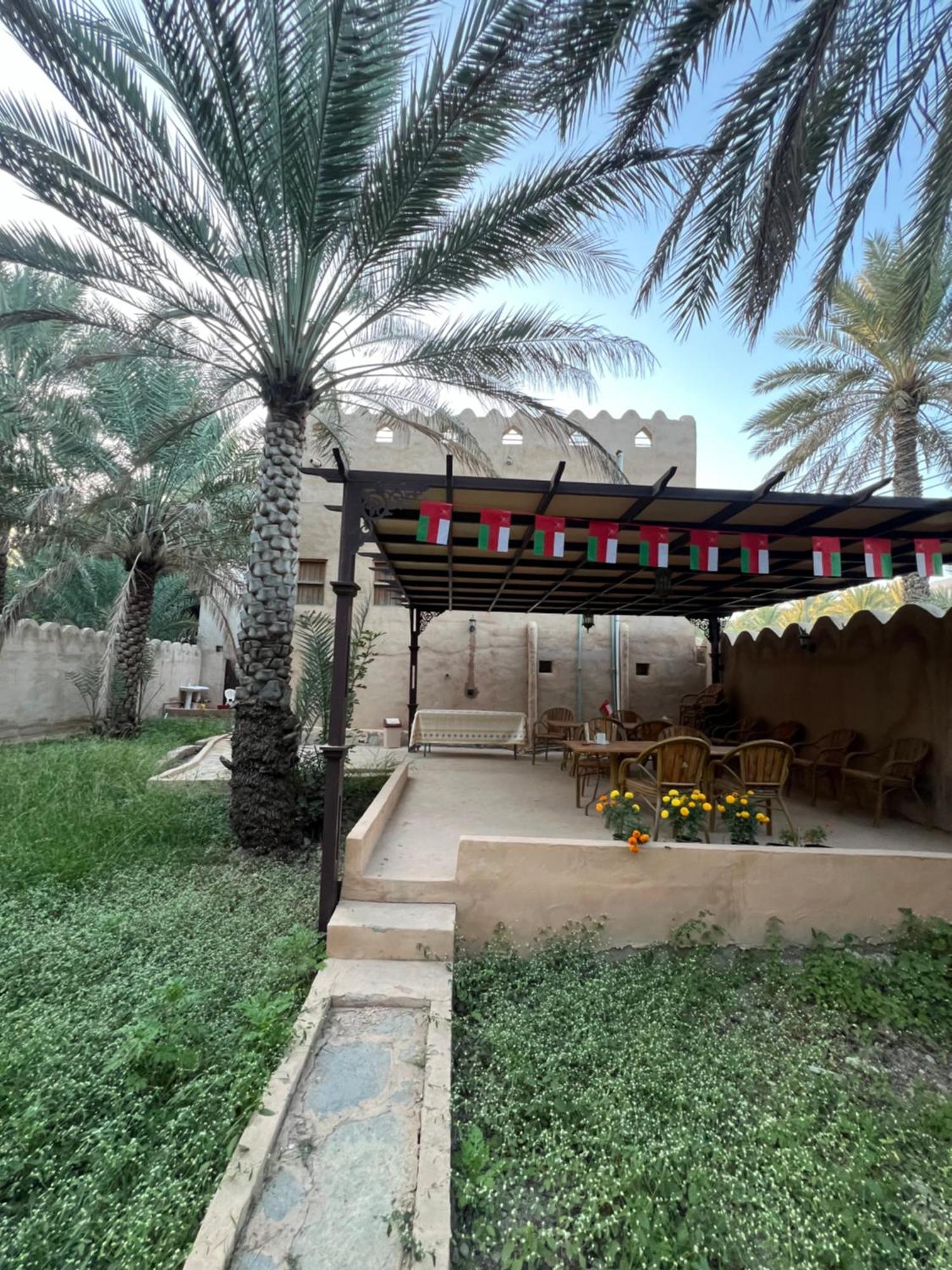 Mall Aldakhil House Al Ḩamrāʼ المظهر الخارجي الصورة
