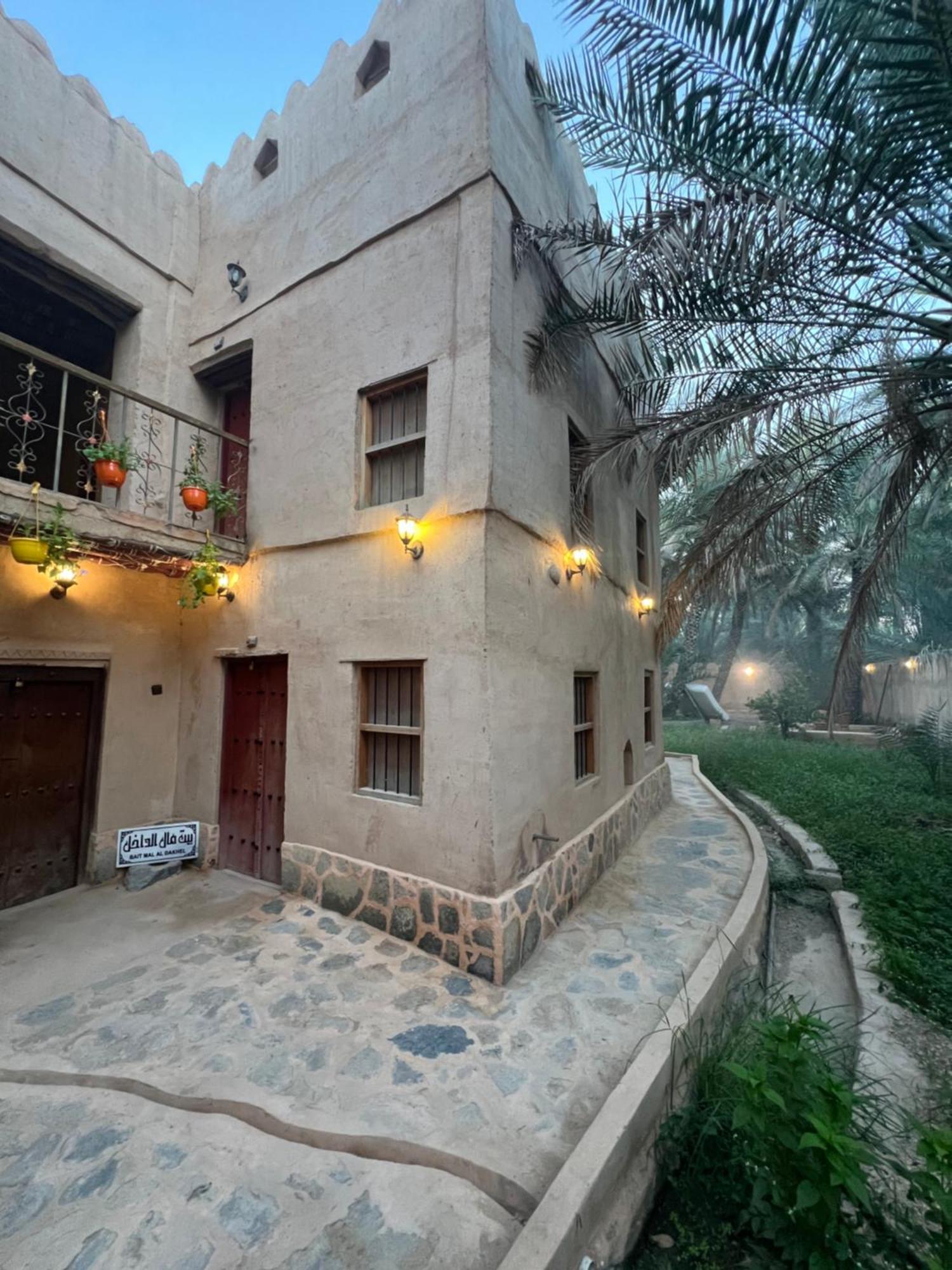 Mall Aldakhil House Al Ḩamrāʼ المظهر الخارجي الصورة